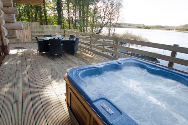 Hot Tub Lake District Lodges | The Tranquil Otter