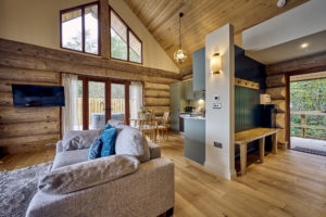 TranquilOtter_Oct2025_05-300x200 Kingfisher Lodge Picture Gallery