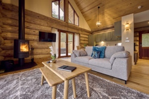 TranquilOtter_Oct2025_18-300x200 Kingfisher Lodge Picture Gallery