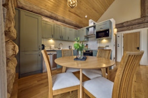 TranquilOtter_Oct2025_25-300x200 Kingfisher Lodge Picture Gallery