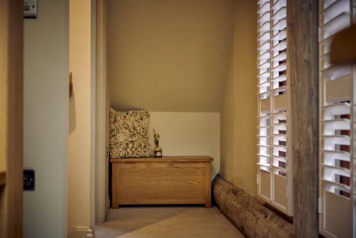 TranquilOtter_Oct2025_66-700x467 Kingfisher Log-Cabin Lake-District Hottub